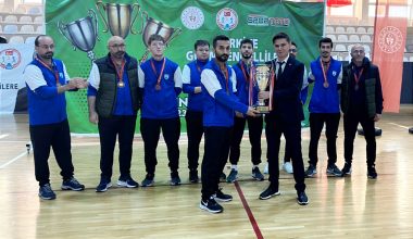 4 Yıllık Şampiyonluk Serisi Üçüncülükle Bozuldu 4 Yıllık Şampiyonluk Serisi Üçüncülükle Bozuldu