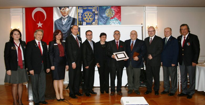 Demirtaş Rotary Kulübü Meslek Hizmet Ödül Töreninde ‘Onur’sal Ödül Demirtaş Rotary Kulübü Meslek Hizmet Ödül Töreninde ‘Onur’sal Ödül