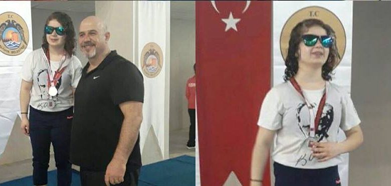 Türkiye Yüzme Şampiyonasında 3 Madalya, Milli Takım Kampına 1 Sporcu, 1 Antrenör Gönderdik Türkiye Yüzme Şampiyonasında 3 Madalya, Milli Takım Kampına 1 Sporcu, 1 Antrenör Gönderdik