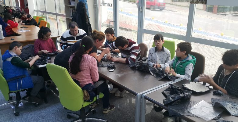 El İşi ve Seramik Kursumuz, Yarı Yıl Tatiline Girdi. El İşi ve Seramik Kursumuz, Yarı Yıl Tatiline Girdi.