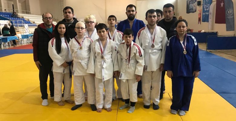 Türkiye Judo Şampiyonasında BUGES Fırtınası Türkiye Judo Şampiyonasında BUGES Fırtınası
