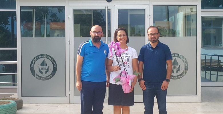 Genel Sekreterimizi Yeni Okulunda Ziyaret Ettik Genel Sekreterimizi Yeni Okulunda Ziyaret Ettik