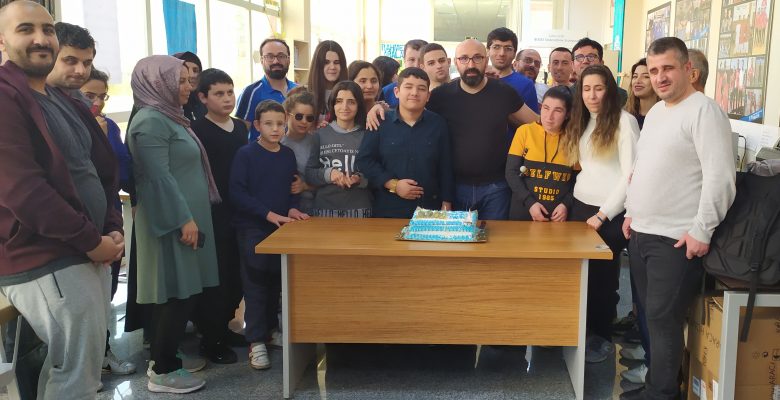 Mutlu Başkan ve Sporcumuz Harun’a sürpriz doğum günü Mutlu Başkan ve Sporcumuz Harun’a sürpriz doğum günü