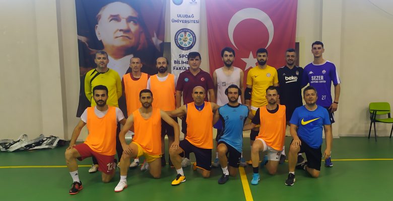 Teşekkürler UÜ Spor Bilimleri Fakültesi Teşekkürler UÜ Spor Bilimleri Fakültesi